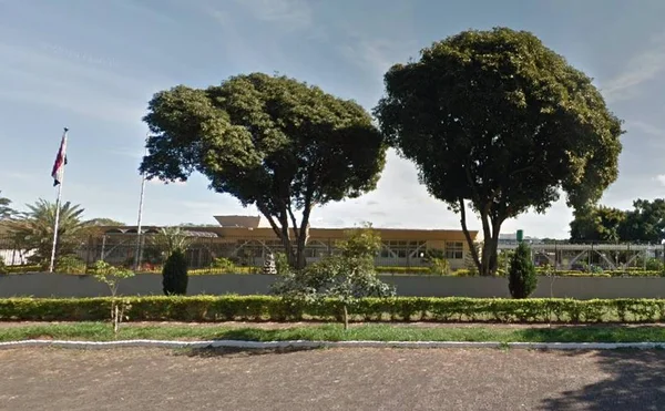 DF: armados, bandidos invadem Embaixada do Iraque e fogem com cofre