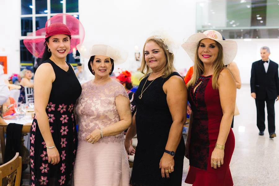 Pola Aline Kampe, Heloisa Argreaves, Lucila Portela e Doris Aun Pola Aline Kampe, Heloisa Argreaves, Lucila Portela e Doris Aun