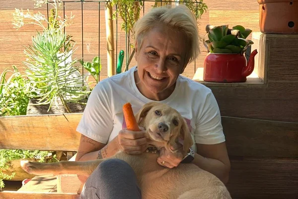 Chef Mara Alcamim relembra os melhores episódios do Comida de Verdade