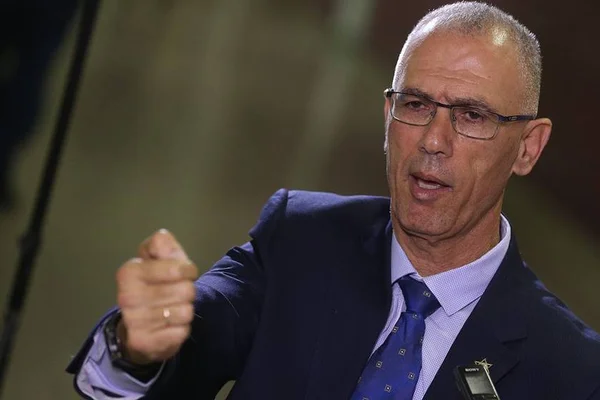 “Bolsonaro é o segundo Oswaldo Aranha”, afirma embaixador de Israel