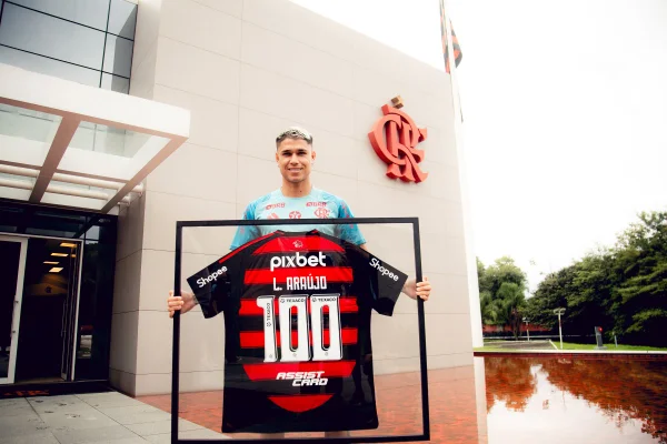 Luiz Araújo, do Flamengo.