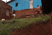 Chuva em PE: “Comecei a cavar com as unhas”, diz pai em busca da filha - imagem 2 Chuva em PE: “Comecei a cavar com as unhas”, diz pai em busca da filha - imagem 2