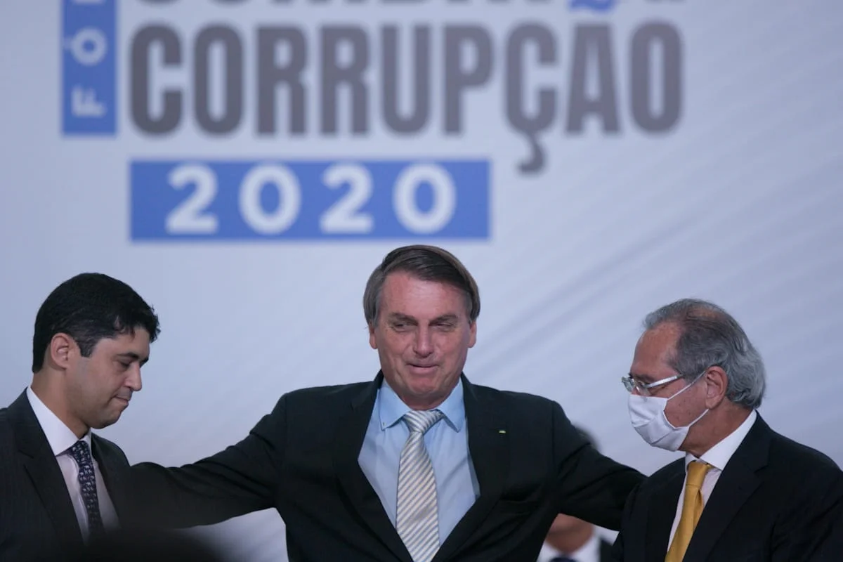Presidente participa de fórum contra a corrupção Presidente participa de fórum contra a corrupção