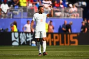 Mbappé é capitão da França. Mbappé é capitão da França.