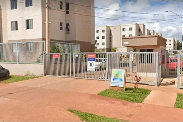 Síndica deixa de pagar contas e moradores têm água cortada no DF