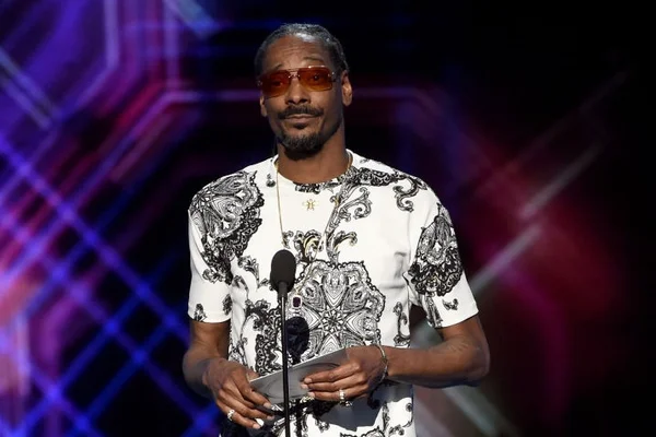 Acusado de agressão sexual, Snoop Dogg afirma ser vítima de chantagem