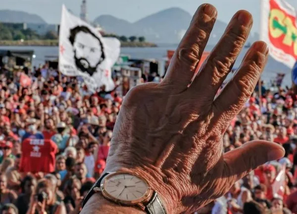 moraes relógio piaget lula bolsonaro