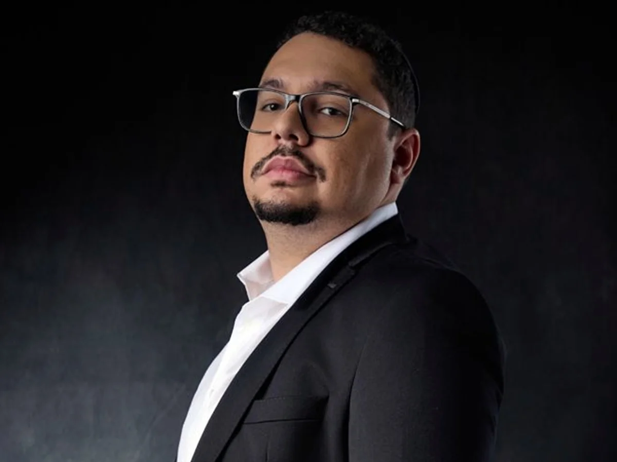 Após sumir com R$ 900 milhões, ex-dono da Naskar debocha: "Férias"