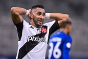 E deixou o campo no segundo tempo