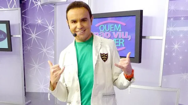 Caco Rodrigues é atropelado e se afasta da direção do Fofocalizando
