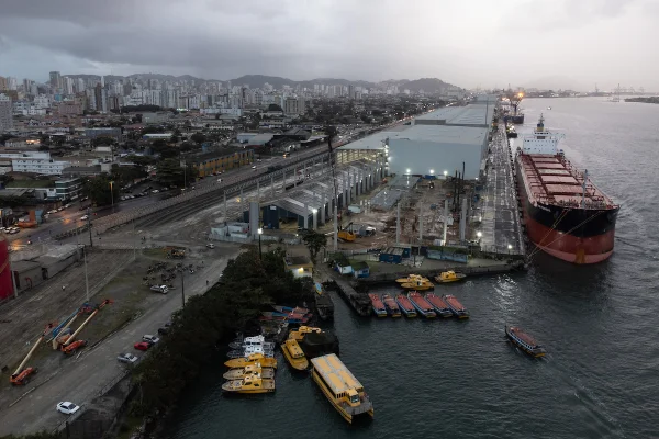 Porto de Santos - Metrópoles