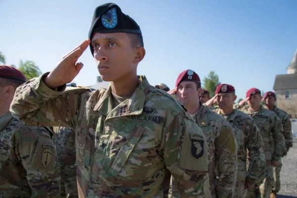 Iraque inicia estratégia para expulsar tropas, diz agência