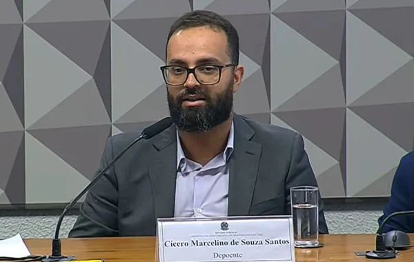Reprodução de imagem colorida de Cícero Marcelino de Souza Santos, investigado na farra do INSS