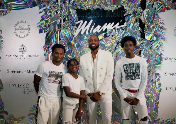 Dwyane Wade celebra Dia Internacional da Mulher com filha trangênero