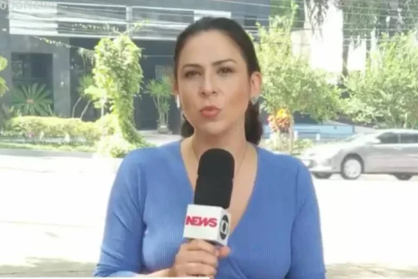 Paula Araújo