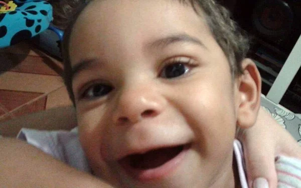 Vamos ajudar o pequeno Felipe a conseguir uma cadeira de rodas?