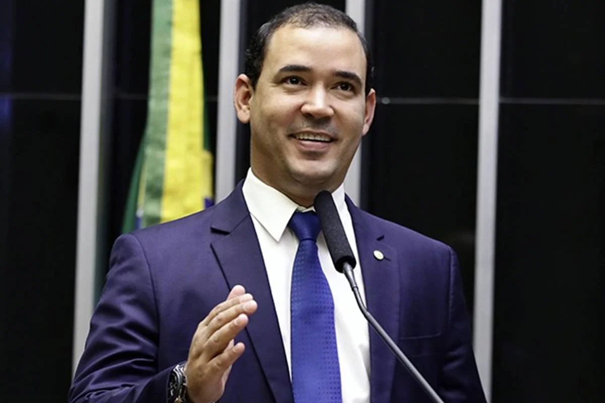 PSDB lança Vicentinho Júnior como candidato ao governo do Tocantins