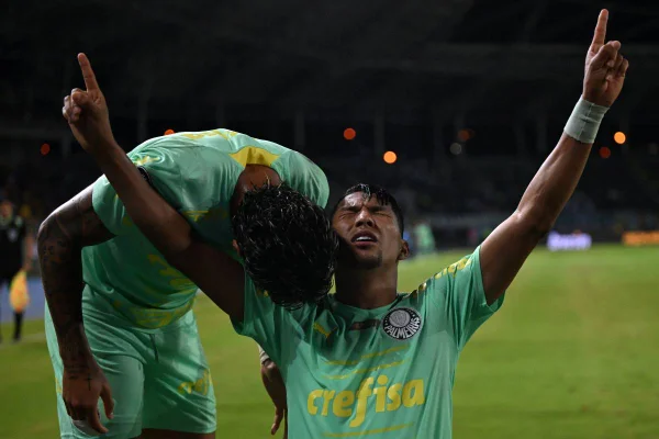 Libertadores: Palmeiras faz 4 x 0 no Deportivo Pereira e encaminha vaga na semifinal