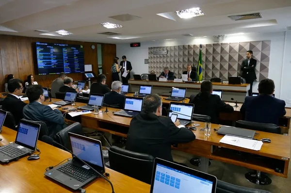 CPMI pede quebra de sigilos de ex-procurador e delatores da JBS