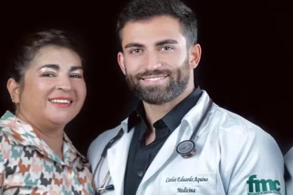 Imagem colorida de Carlos Eduardo Aquino, estudante de medicina acusado de matar a mãe