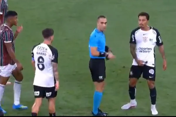 Imagem colorida do jogador Allan, do Corinthians