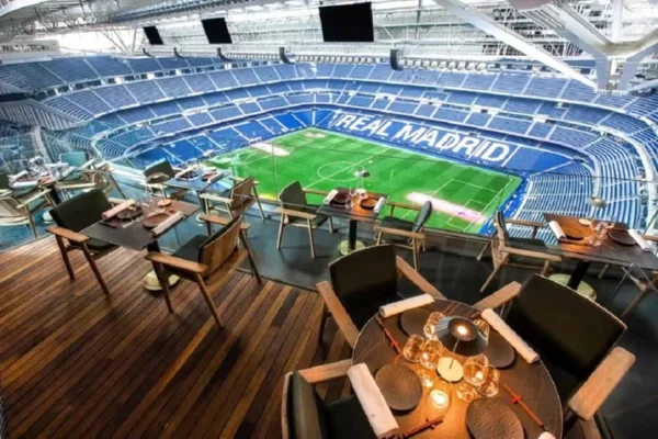 Foto colorida da área Vip do Santiago Bernabéu, estádio do Real Madrid
