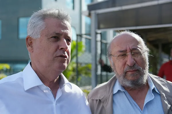 Indefinição do PDT leva Rollemberg a fazer visita surpresa ao partido