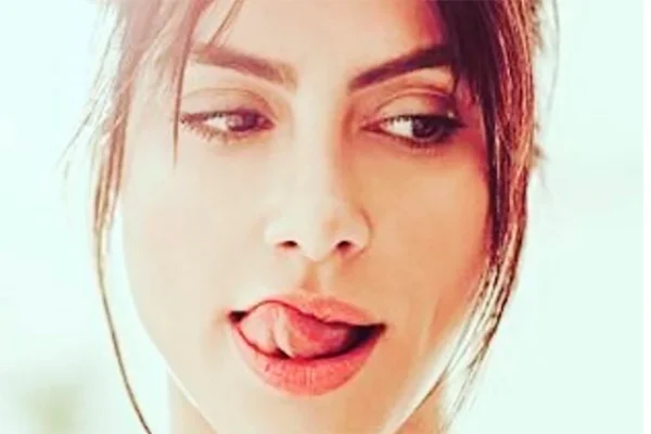 Cleo Pires revela que deseja aprender a fazer sexo tântrico