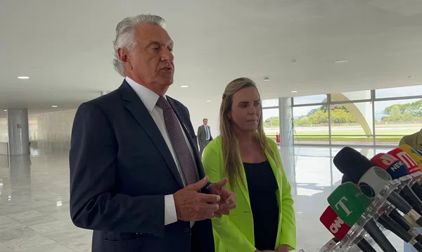 Celina e Caiado planejam consórcio com a União para subsidiar passagens do Entorno
