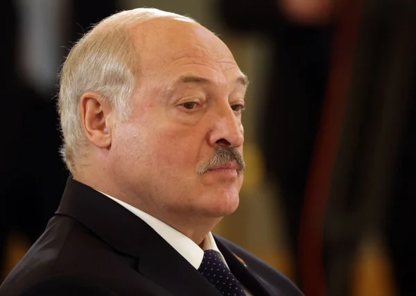 Lukashenko diz que pode usar armas nucleares russas contra “agressões”