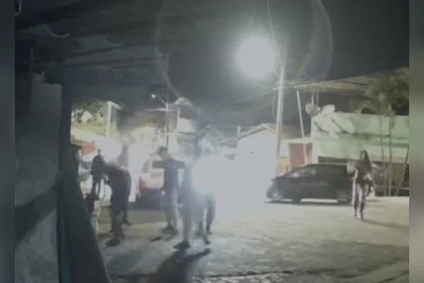 Jovem urina na rua, leva spray de pimenta durante abordagem e morre em MG