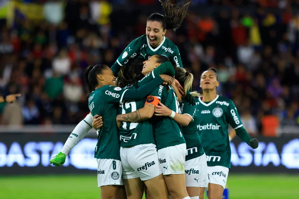 Palmeiras goleia Boca e conquista pela 1ª vez a Libertadores feminina