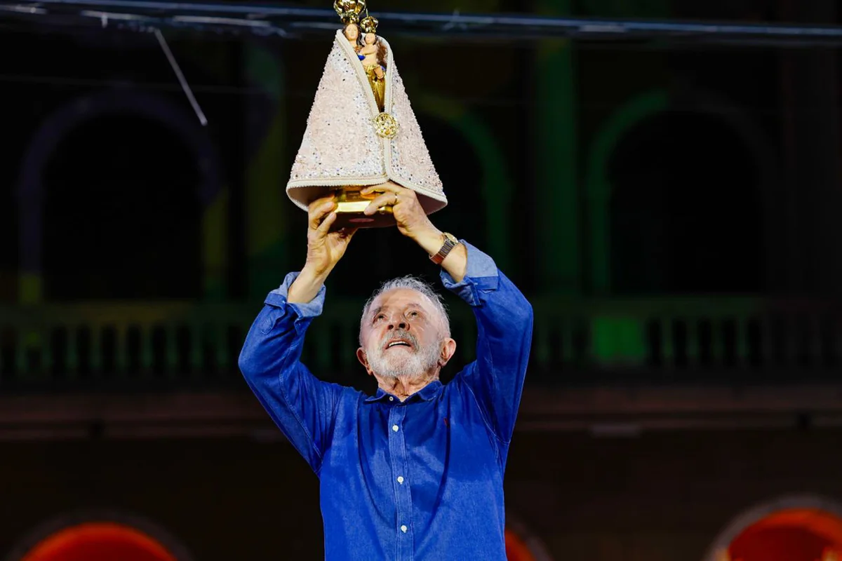 Campanha de Lula no 1º turno passou por crises e teve pacote de bondades - imagem 7 Campanha de Lula no 1º turno passou por crises e teve pacote de bondades - imagem 7