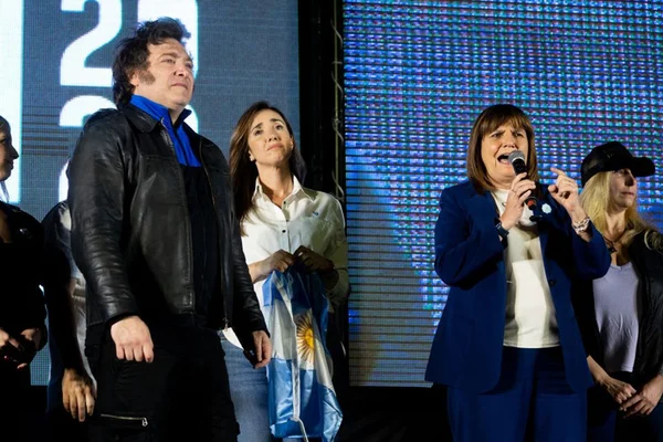 Aliada de Milei pede a Lula retorno de embaixador à Argentina - destaque galeria Aliada de Milei pede a Lula retorno de embaixador à Argentina - destaque galeria