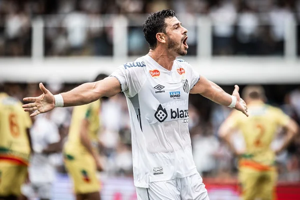 Santos conta com melhor ataque da Série B para enfrentar o Botafogo-SP
