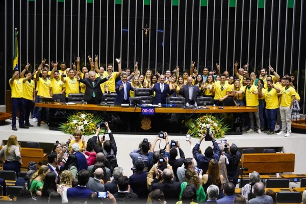 Sessão solene na Câmara