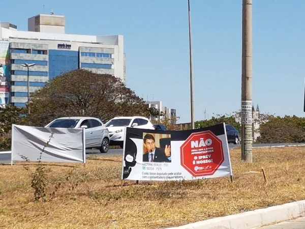 Contra mudança na aposentadoria, Sinpro pressiona deputados distritais