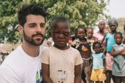Ele suspeita que tenha contraído zika vírus Ele suspeita que tenha contraído zika vírus