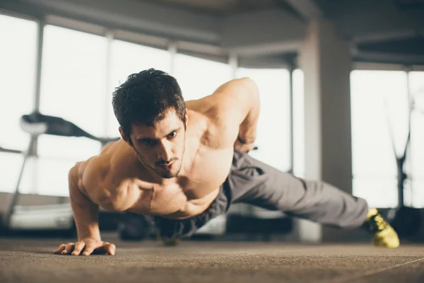 Vai começar a treinar? Prepare-se antes de iniciar a musculação