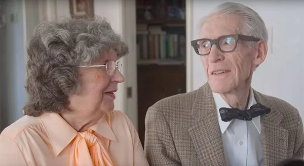 Em vídeo fofo, casal de velhinhos recria cenas de “Up – Altas Aventuras”