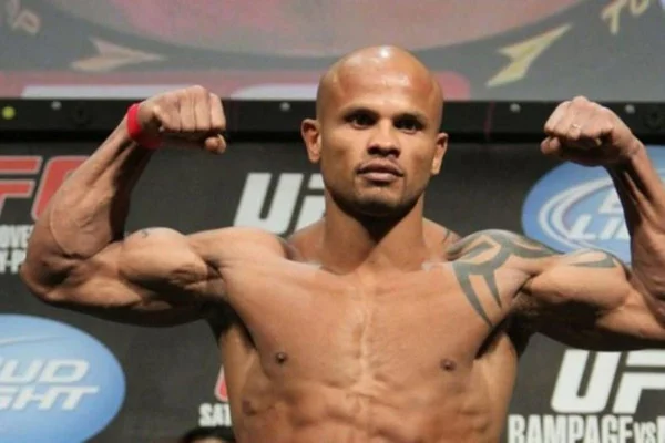 Ex-lutador do UFC é assassinado a facadas em Pelotas (RS)