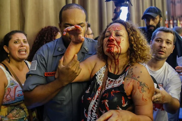 Protesto de professores provoca tumulto na Câmara Municipal em SP