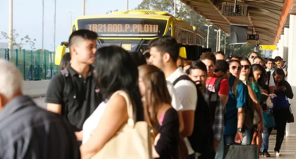 Mais de 20% da frota de ônibus do DF não vai circular até sexta-feira