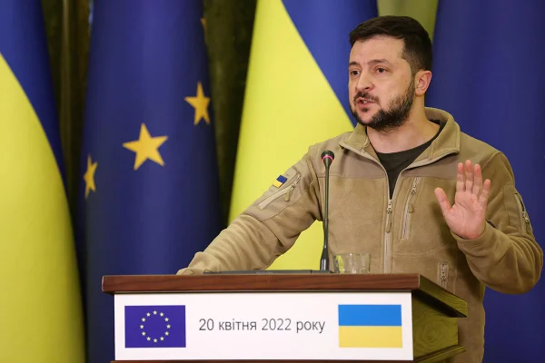 Após aceno russo para acordo, Zelensky fala em diálogo “até o fim”