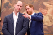 Príncipes William e Harry são netos da rainha Elizabeth II
