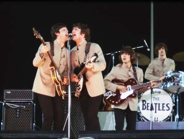 Tributo aos Beatles e Daniela Ribeiro: veja lives deste domingo (27/9)