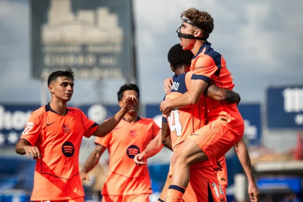 Campeonato Espanhol: Barcelona vence Getafe e coloca a mão na taça