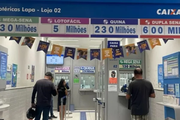 Imagem colorida mostra fachada de lotérica de Araras, no interior de São Paulo; vencedor de loteria não apareceu - Metrópoles