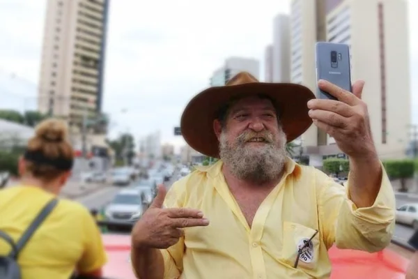 Deputado do PSL quer proibir “carne de jaca” e “bacon de soja”