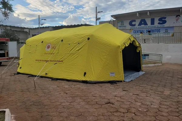 Tenda de combate à dengue instalada em Valparaíso (GO)